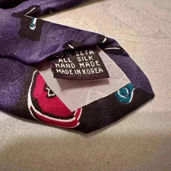 Guitar Tie - 100% Silk - Navy - Picture 5 of 7